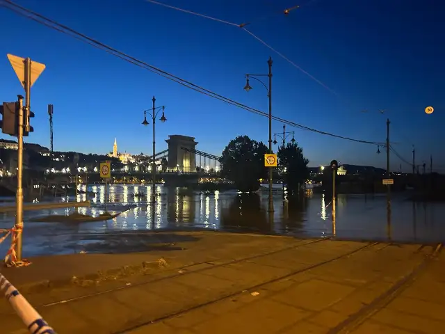 Boris Fırtınası Budapeşte'yi sular altında bıraktı