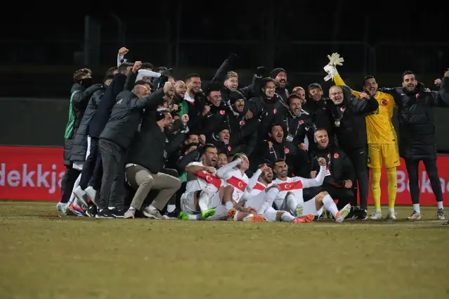 A Milli Futbol Takımı İzlanda'yı 4-2 mağlup etti