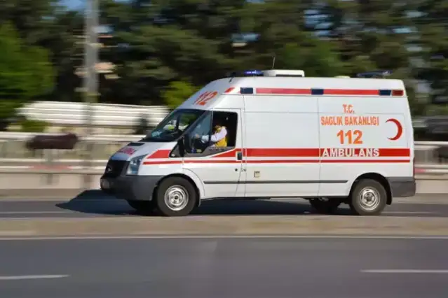 Batman'da bilirkişi ekibini taşıyan aracın şarampole yuvarlanması sonucu 5 kişi öldü
