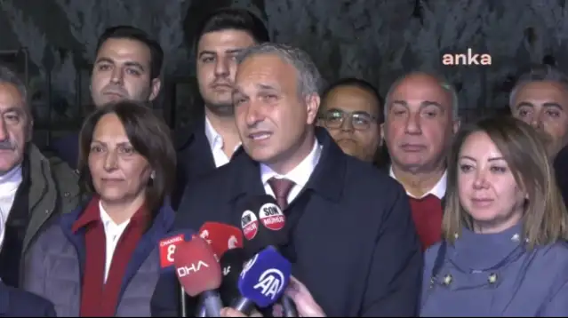 CHP'den Milli Eğitim Bakanlığı önünde oturma eylemi
