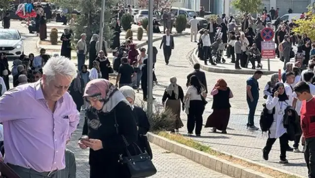 Depremde Elazığ'da 94 kişi yaralandı