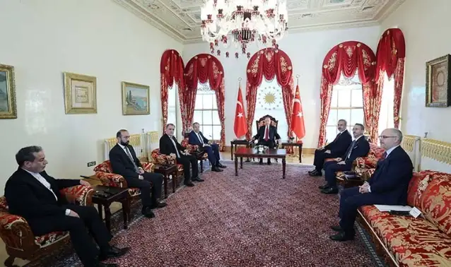 Erdoğan 4 ülkenin dışişleri bakanı ile görüştü