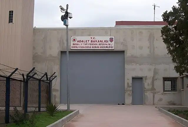 Bahçeli 'Gelsin TBMM'de konuşsun' demişti: Öcalan'ın avukatları İmralı için harekete geçti