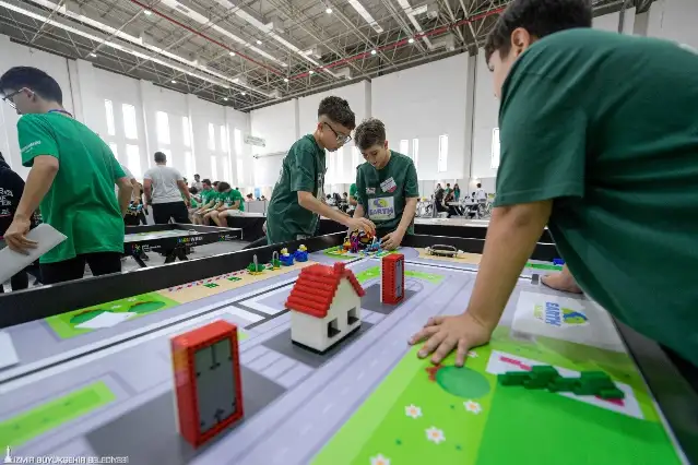 İzmir Dünya Robot Olimpiyatı 2024 finaline ev sahipliği yapmaya hazırlanıyor