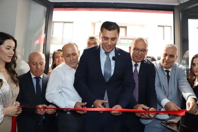 Manisa'da Kent Lokantası açıldı: 4 çeşit yemek 50 Lira