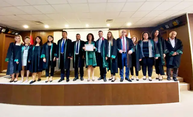 Manisa Barosu Başkanı Sevgi Başak Yeşil Malay mazbatasını aldı