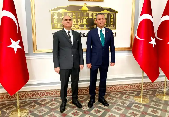 CHP Genel Başkanı Özel’den Vali Özkan’a 'Hayırlı olsun' ziyareti