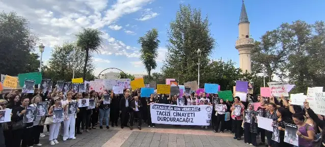 Antep'te kadınlar sokağa çıktı: 6284’ü uygulatalım, kadınları yaşatalım