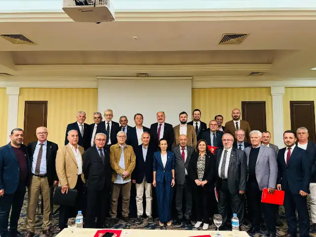 CHP Kadın Başkanı Özalper; ‘ CHP Örgüt olarak Tek Vücut’ buluşmasına imza attı