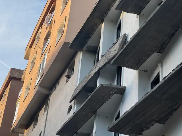 İzmir'de iş cinayeti: İnşattan düşen işçi yaşamını yitirdi