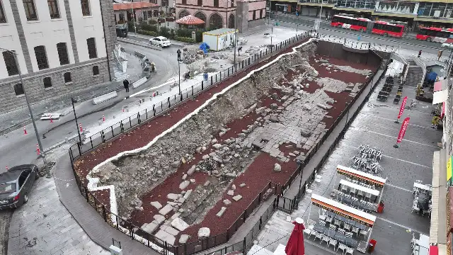 "Antik Roma Yolu" restorasyonunun yüzde 90'ı tamamlandı