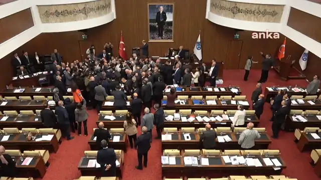 ABB Meclisi'nde AKP ile CHP grupları arasında kavga