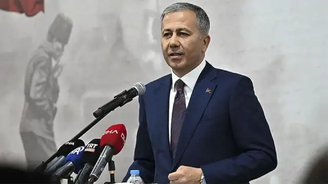 İçişleri Bakanı Yerlikaya: Kullanılmayan 3 bina ve 1 dükkan yıkıldı