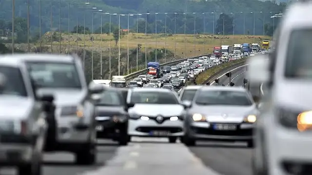 İran savaşı enerji krizini tetikliyor: Avrupa’da sürücülere “tasarruflu sürüş dersi” önerisi