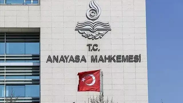 AYM’den boşanan kadınlara yönelik 300 günlük evlilik şartı kararı