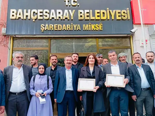 Bahçesaray Belediye Eş Başkanı Ayvaz Hazır'a 3 yıl 11 ay hapis cezası