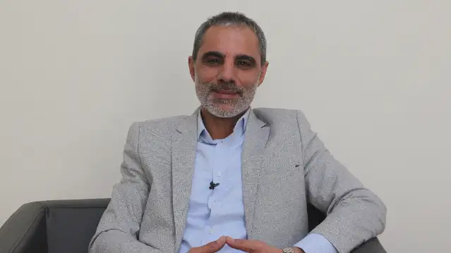 Diyarbakır’da ev baskınları: Kayapınar Belediye Eşbaşkanı gözaltına alındı