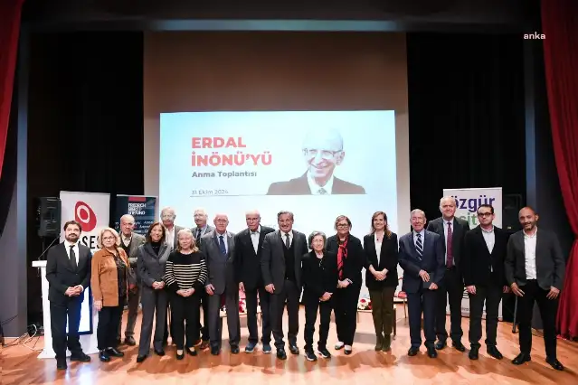 Erdal İnönü, TÜSES tarafından düzenlenen törenle anıldı