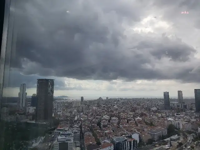 Yarın İstanbul için fırtına uyarısı