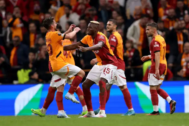 Galatasaray Tottenham'ı ezdi geçti