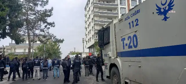 Kayyım atanan Şanlıurfa Halfeti Belediyesi polis kordonuna alındı