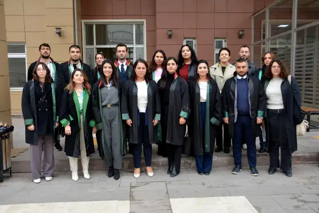 Manisa Barosu kadın avukatlardan, kadın ve çocuk hakları açıklaması