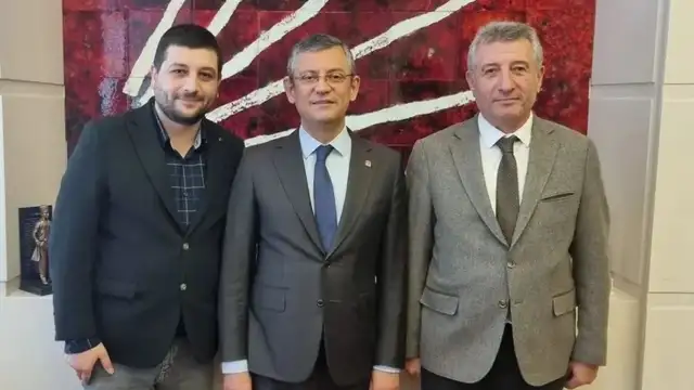 Güzelbahçe Belediye Başkanı Mustafa Günay’ın oğlu Onur Günay hayatını kaybetti