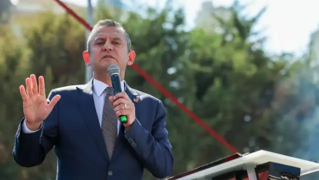 Özgür Özel'den Kurultay açıklaması: Bizi çukura çekmeye çalışıyorlar, biz bu oyuna gelmedik, gelenler oldu