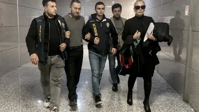 Serdar Ortaç’ın ev hapsi kaldırıldı