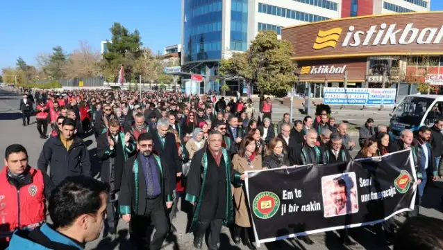 Tahir Elçi, katledilişinin 9'uncu yıl dönümünde Diyarbakır'da anılıyor