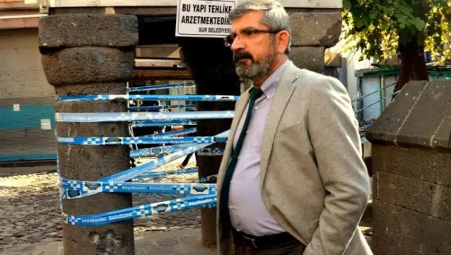 Dört Ayaklı Minare’nin bulunduğu sokağın ismi“Tahir Elçi Sokağı” olarak değiştirildi