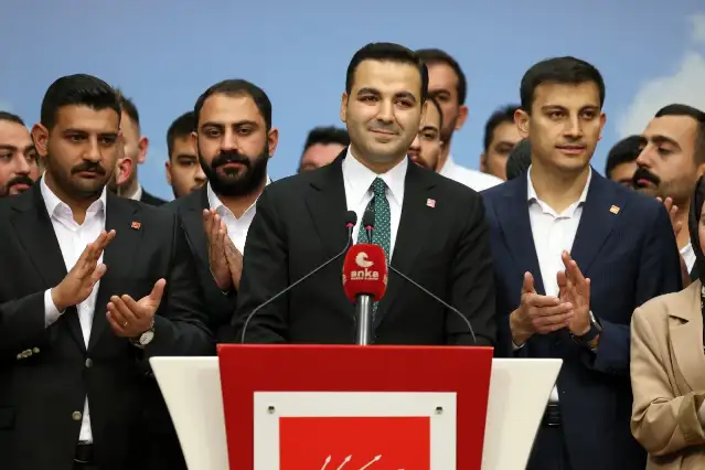 CHP Gençlik Kolları Genel Başkanı Cem Aydın oldu