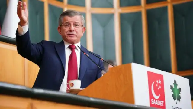 Davutoğlu'ndan Suriye çıkışı: "Kürtleri dışlamamak lazım. Oradaki Kürtler Türkiye'ye müzahirdir"