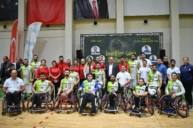Engelsiz yaşam için tek yürek: Dostluk maçında anlamlı buluşma