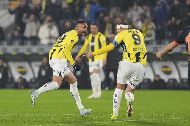 Fenerbahçe RAMS Başakşehir'i 3-1 mağlup etti
