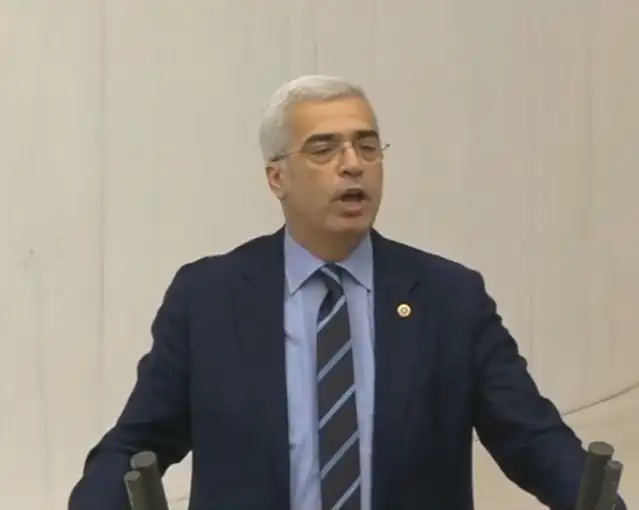 Salih Uzun: Ülkede ne kadar maden varsa hepsi Cengiz'e veriliyor, hava Cengiz'e, su Cengiz'e