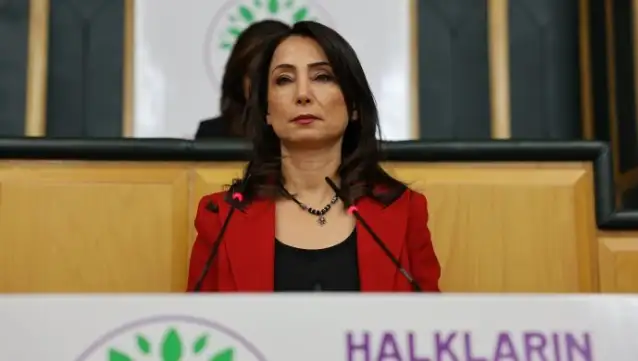 Hatimoğulları'ndan Öcalan çağrısı: Tehdit dilinden vazgeçin, İmralı kapılarını açın