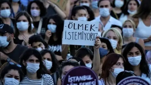 Uşak'ta bir kadın evli olduğu erkek tarafından katledildi