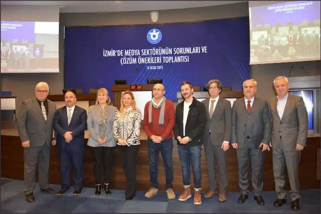 İzmir'de yerel medyanın sorunları masaya yatırıldı: Sorunlar neler ve neler yapılmalı?