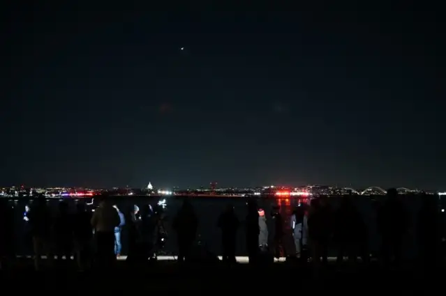 ABD’de düşen uçak ve helikopterden sağ kurtulan olmadı