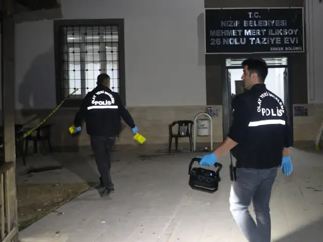 Gaziantep'te taziye evinde 2 kişiyi öldüren, 4 kişiyi yaralayan zanlı kaçtı