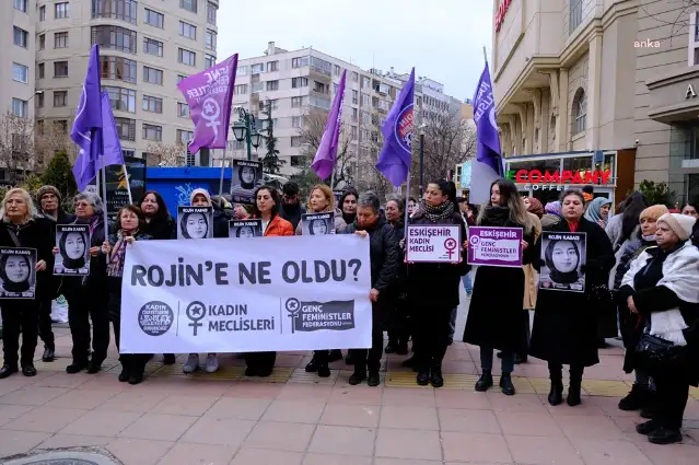 Eskişehir'de kadınlar Rojin’in şüpheli ölümünün aydınlatılmasını, dosyadaki kısıtlılık kararının kaldırılmasını istedi