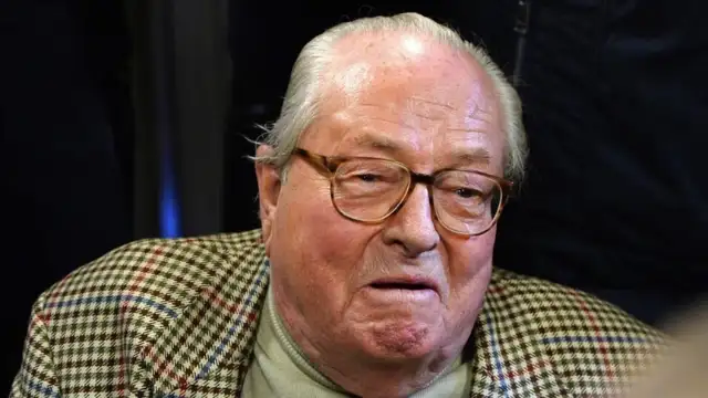 Fransa'da aşırı sağcı Ulusal Cephe'nin kurucusu Le Pen 96 yaşında hayatını kaybetti