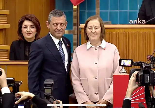 Manisa Milletvekili Selma Aliye Kavaf CHP’ye katıldı