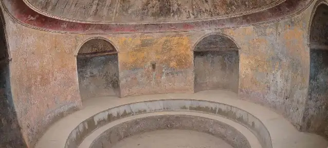 Pompei Antik Kenti'nde yürütülen kazılarda termal banyo keşfedildi