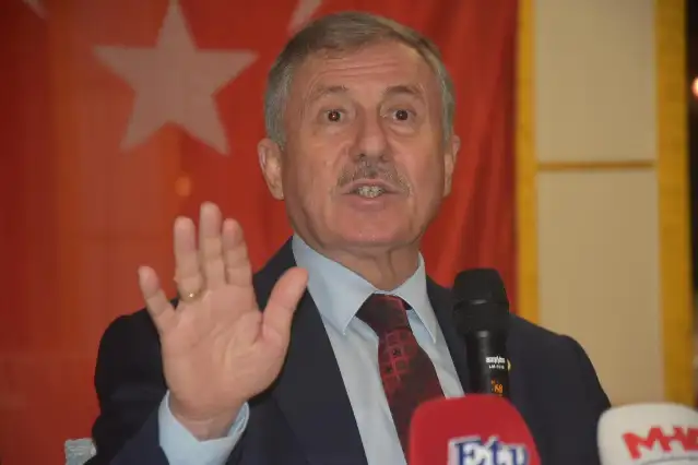 Yeni Yol Grubu Başkanvekili Özdağ: Siyaset yargıyı aparat olarak kullanıyor