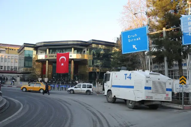 DEM Parti: Darbeci anlayışa karşı demokrasi mücadelesinde buluşalım