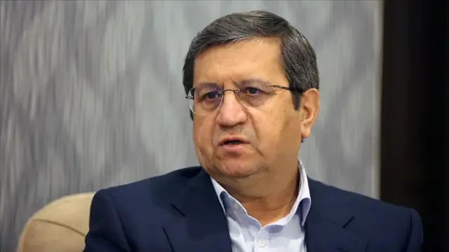 İran'da ekonomik krize kayıtsız kalmakla suçlanan Ekonomi Bakanı hakkında verilen gensoru önergesi kabul edildi