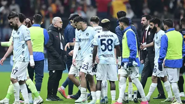 Sahadan çekilen Adana Demirspor'un cezası belli oldu