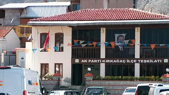 Kırkağaç eski belediye başkanı Gedüz’e saldırı